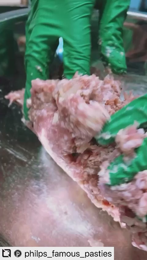 Big Pigs x 8 (Gourmet Sausage Rolls)